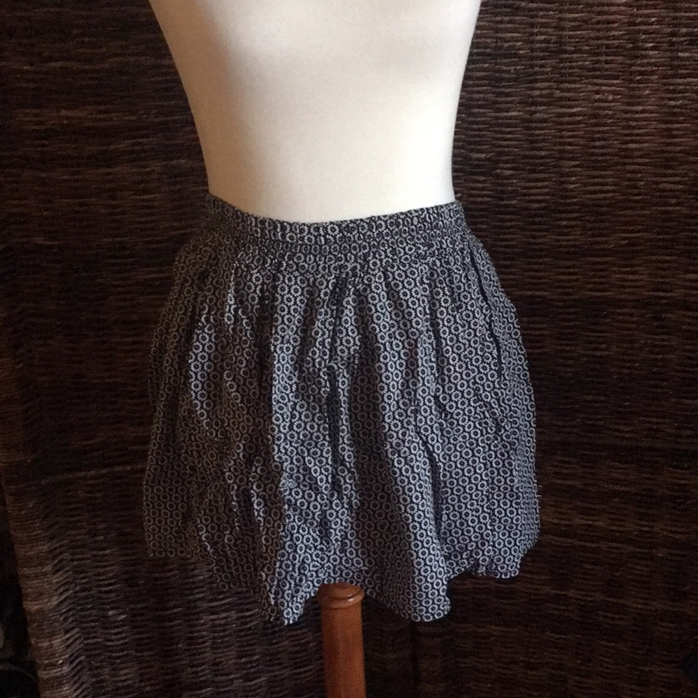 🌻Brandy Melville skirt🌻